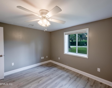7832 Newton Road - Photo Thumbnail 25