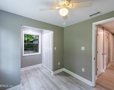 7832 Newton Road - Photo Thumbnail 21