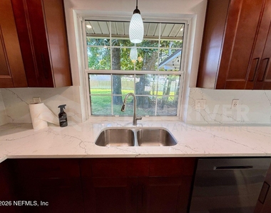 2 Fairway Road - Photo Thumbnail 14