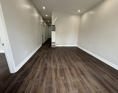 2533 S Drake Avenue - Photo Thumbnail 2