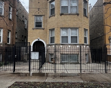 735 N Hamlin Avenue - Photo Thumbnail 21