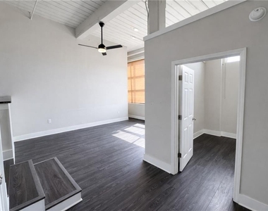 161 Sw Mangum Street - Photo Thumbnail 2