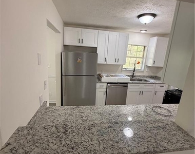 106 Sterling Court - Photo Thumbnail 7