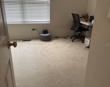 1298 Leonard Drive - Photo Thumbnail 3