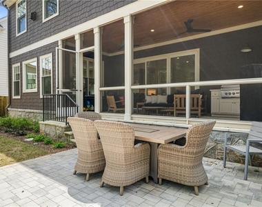 1381 Wessyngton Road Ne - Photo Thumbnail 7