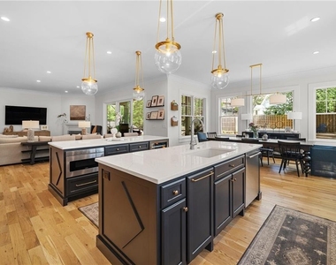 1381 Wessyngton Road Ne - Photo Thumbnail 18
