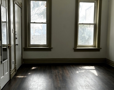 2744 W 23rd Street - Photo Thumbnail 5