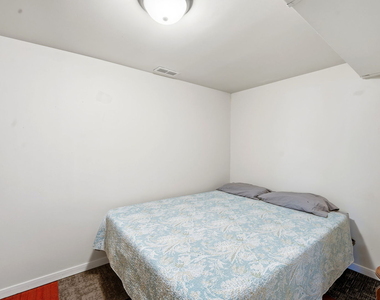 1637 S Saint Louis Avenue - Photo Thumbnail 7