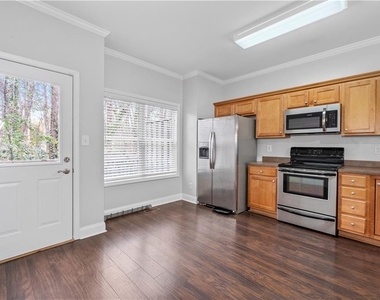 3072 Lauren Parc Road - Photo Thumbnail 14