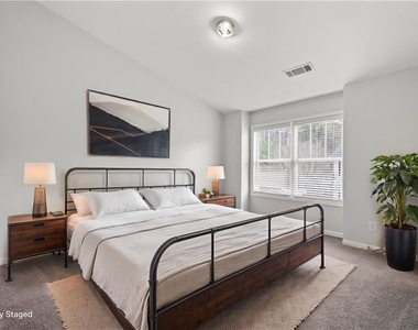 3072 Lauren Parc Road - Photo Thumbnail 25
