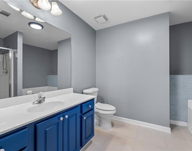 3072 Lauren Parc Road - Photo Thumbnail 32