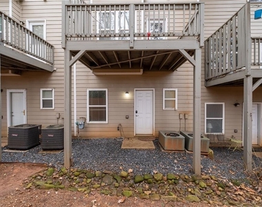 3072 Lauren Parc Road - Photo Thumbnail 35