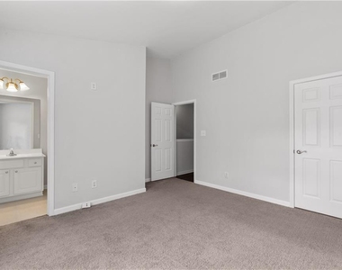 3072 Lauren Parc Road - Photo Thumbnail 27