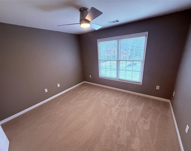 5730 Devonshire Way - Photo Thumbnail 26