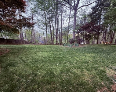 5730 Devonshire Way - Photo Thumbnail 47