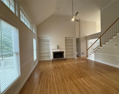 5730 Devonshire Way - Photo Thumbnail 6