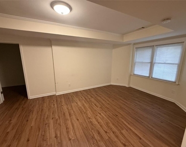 5730 Devonshire Way - Photo Thumbnail 37