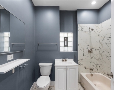 2108 S Homan Avenue - Photo Thumbnail 6