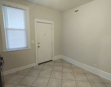 111 N Center Street - Photo Thumbnail 2