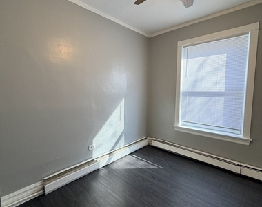 7700 S Green Street - Photo Thumbnail 5