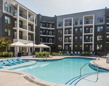 900 Joseph E Lowery Boulevard - Photo Thumbnail 5