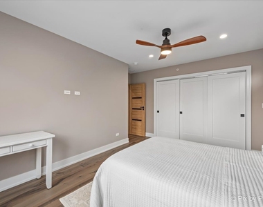 148 Oak Street - Photo Thumbnail 21