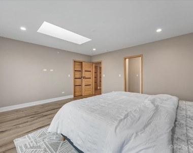 148 Oak Street - Photo Thumbnail 27