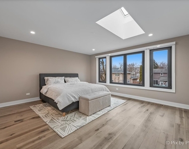 148 Oak Street - Photo Thumbnail 26