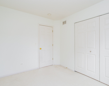 1217 N Village Drive - Photo Thumbnail 28