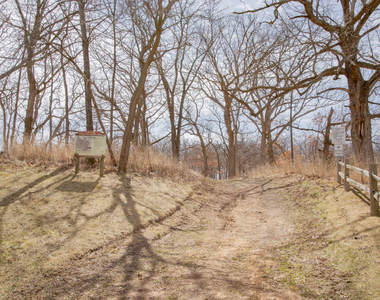 1217 N Village Drive - Photo Thumbnail 36