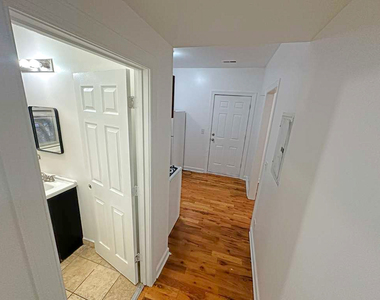 5145 W Ferdinand Street - Photo Thumbnail 6