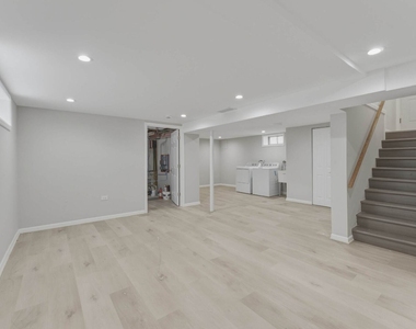 8901 Moody Avenue - Photo Thumbnail 20