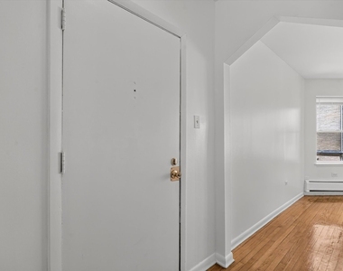 7019 S Merrill Avenue - Photo Thumbnail 11