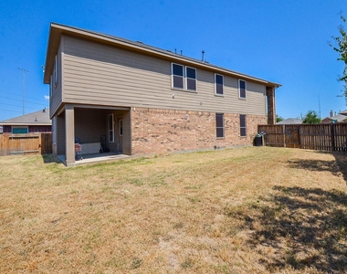2403 Summers Glen Court - Photo Thumbnail 2