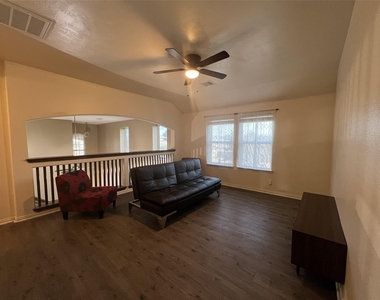 2403 Summers Glen Court - Photo Thumbnail 14