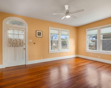 4823 Fannin Drive - Photo Thumbnail 8