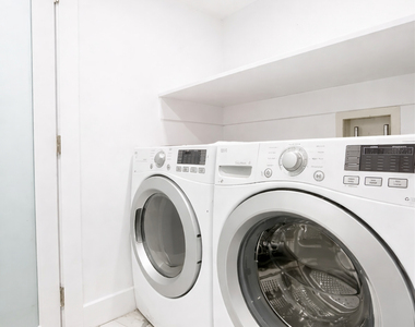 115 Carlton Avenue - Photo Thumbnail 7