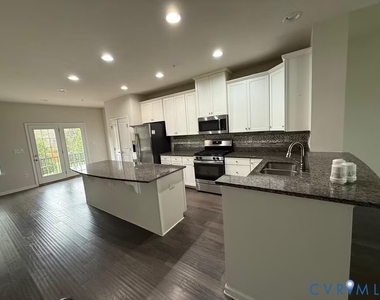 11955 Shire View Way - Photo Thumbnail 6
