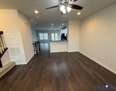 11955 Shire View Way - Photo Thumbnail 2