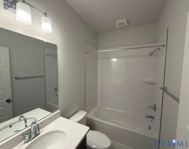 9935 Golden Trout Lane - Photo Thumbnail 4
