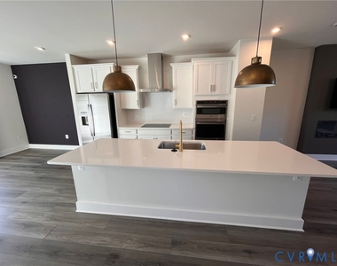 10199 Blue Wing Lane - Photo Thumbnail 31