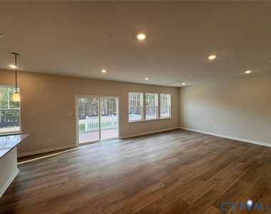 6628 Cassia Loop - Photo Thumbnail 2