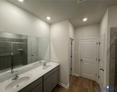 6628 Cassia Loop - Photo Thumbnail 10