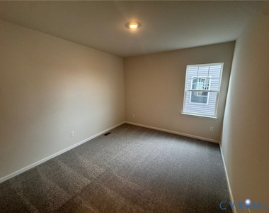 6628 Cassia Loop - Photo Thumbnail 9