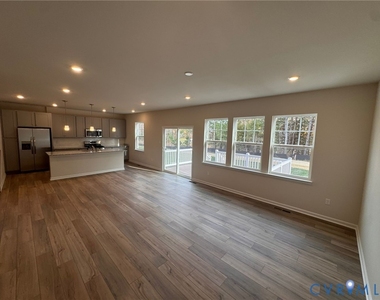 6628 Cassia Loop - Photo Thumbnail 5