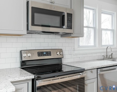 2726 Alexander Avenue - Photo Thumbnail 29