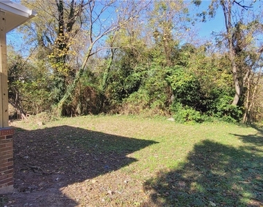 315 St Marks Street - Photo Thumbnail 5