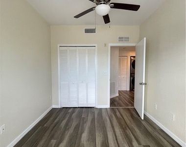 8555 Bernwood Cove Loop - Photo Thumbnail 41