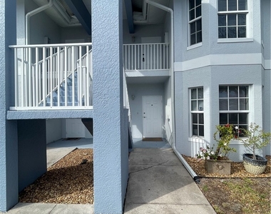 8555 Bernwood Cove Loop - Photo Thumbnail 4