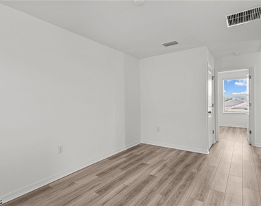 43153 Wild Indigo Road - Photo Thumbnail 3